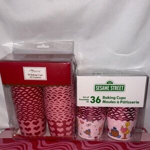 Sesame Street Baking Cups Set - Red and Pink